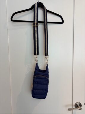 WanderFull Navy Quilted Water Bottle Crossbody Bag